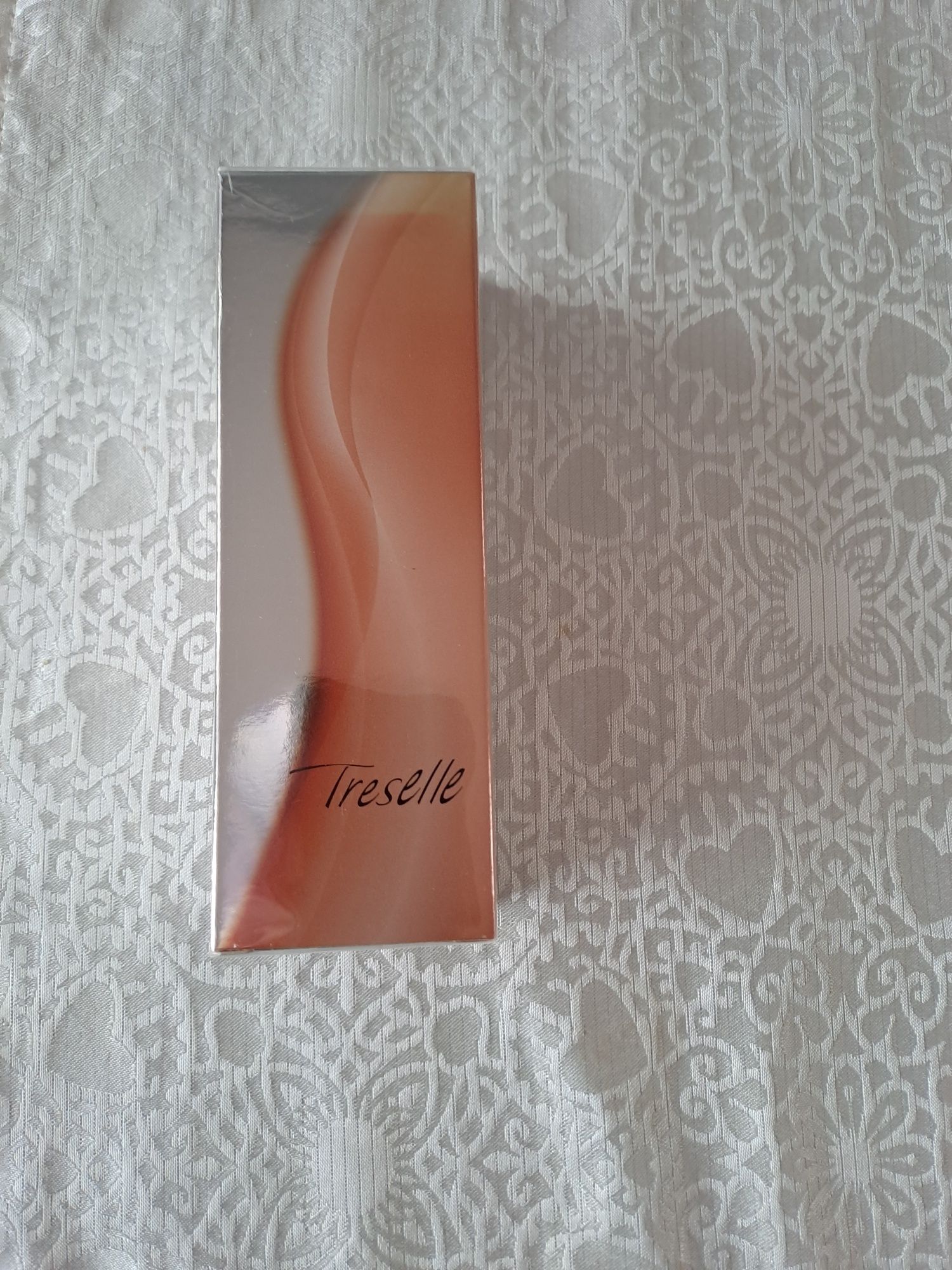 Nowe perfumy Avon Treselle 50ml  UNIKAT