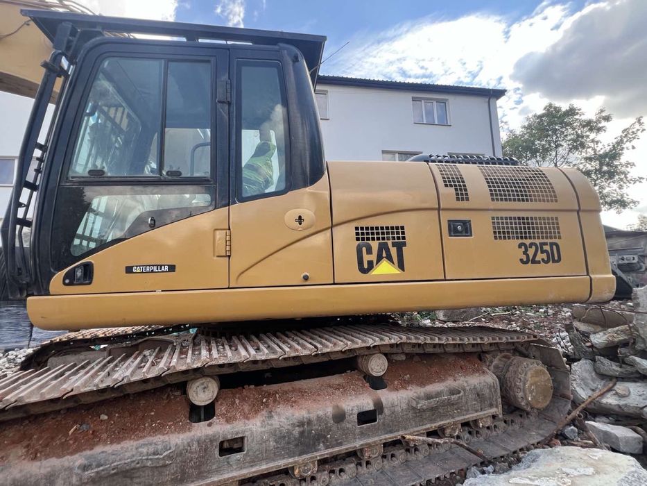 Ескаватор гусеничний Caterpillar 325D