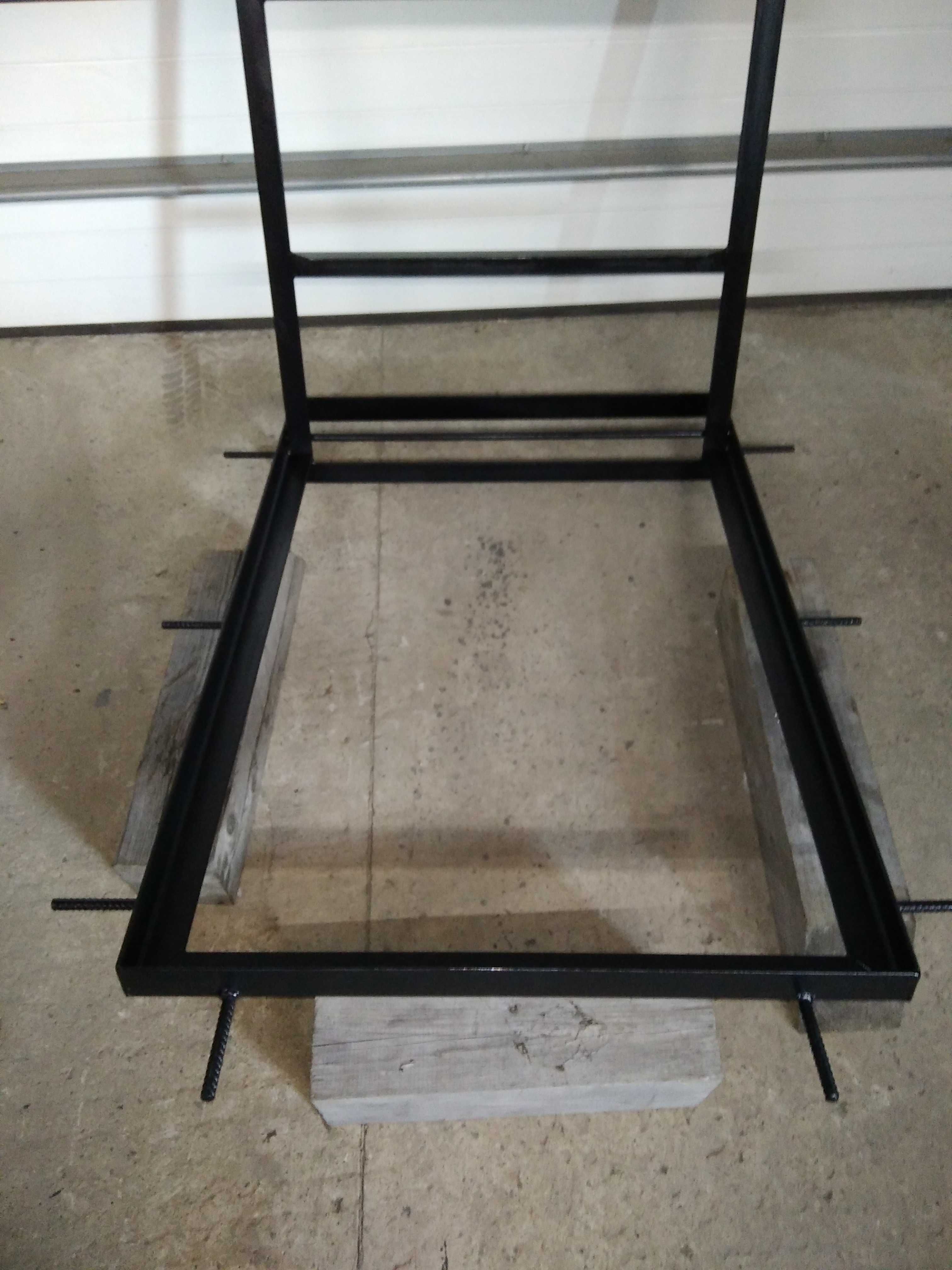 Właz do piwnicy 120cm x 80cm