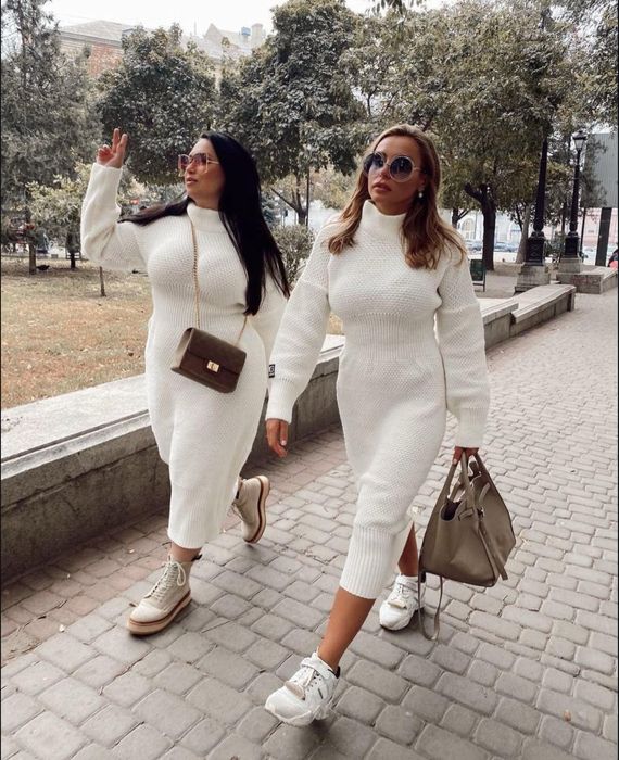 Вязаное платье зимнее осенее Р с - м - л 2 шт