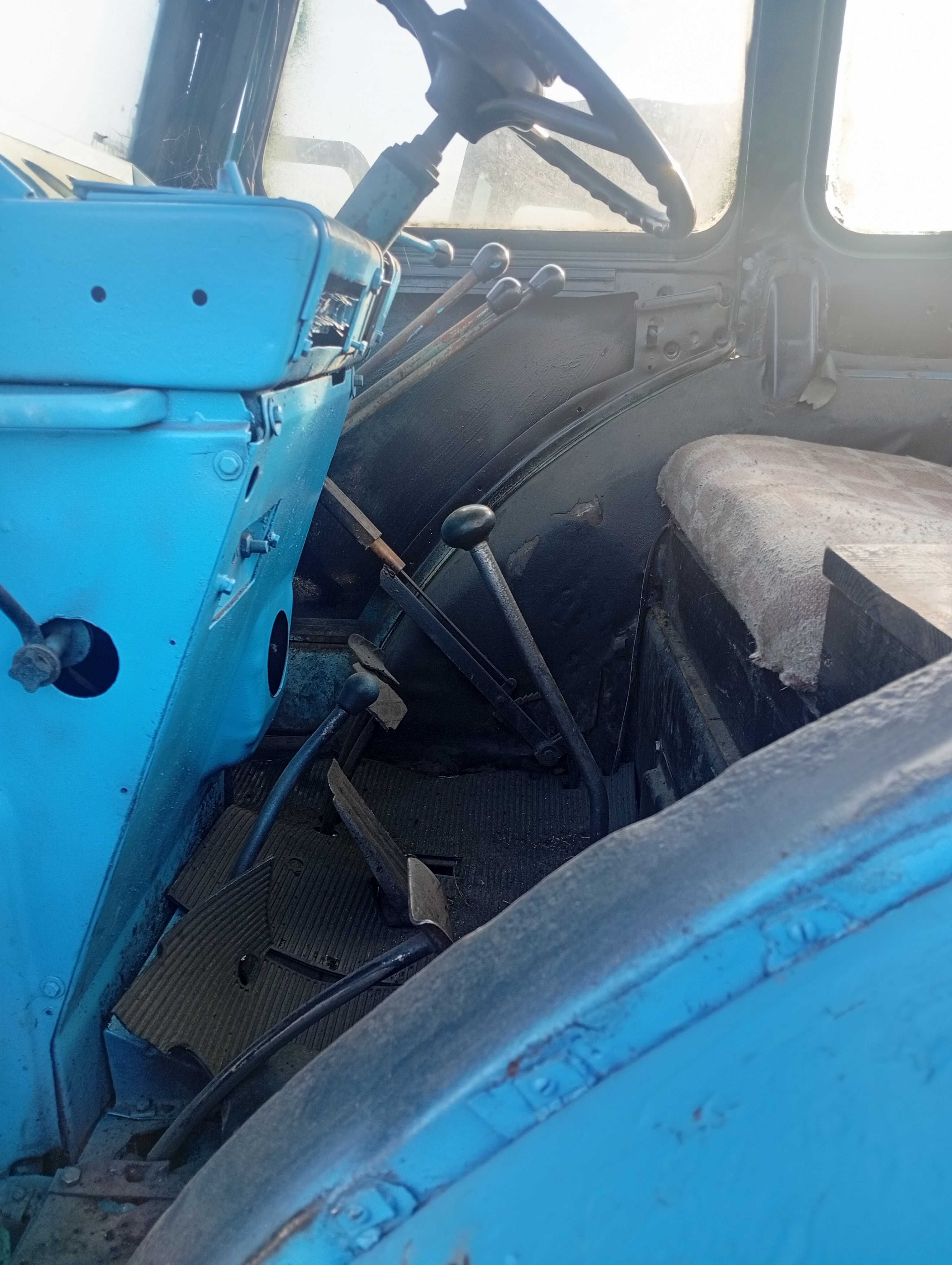 Продам трактор МТЗ 80 .82