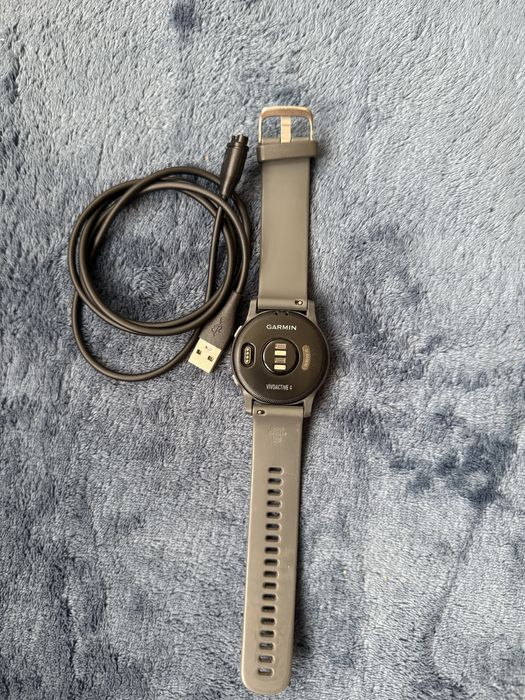 Garmin vivoactive 4