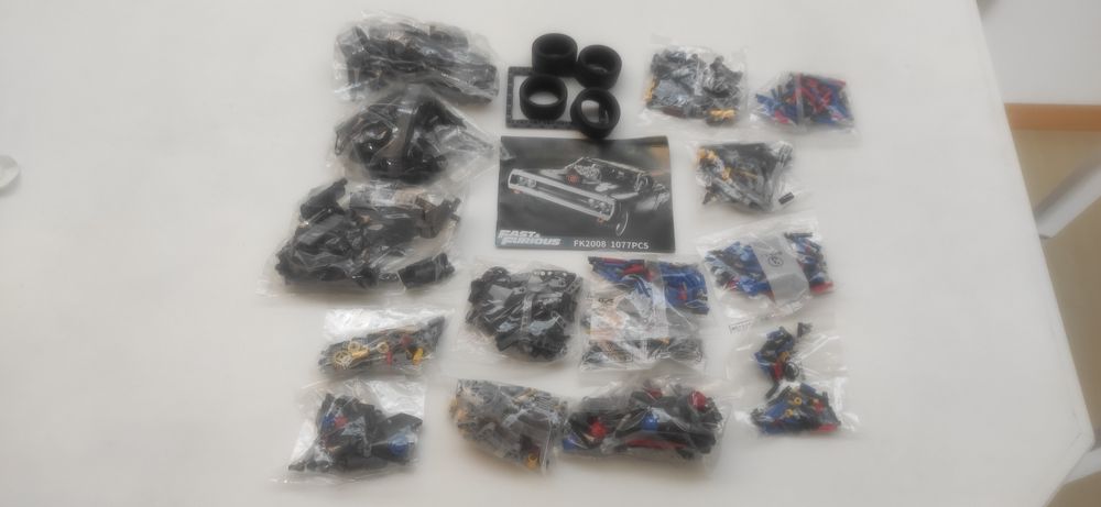 LEGO Dom's Dodge Charger ( 42111 )