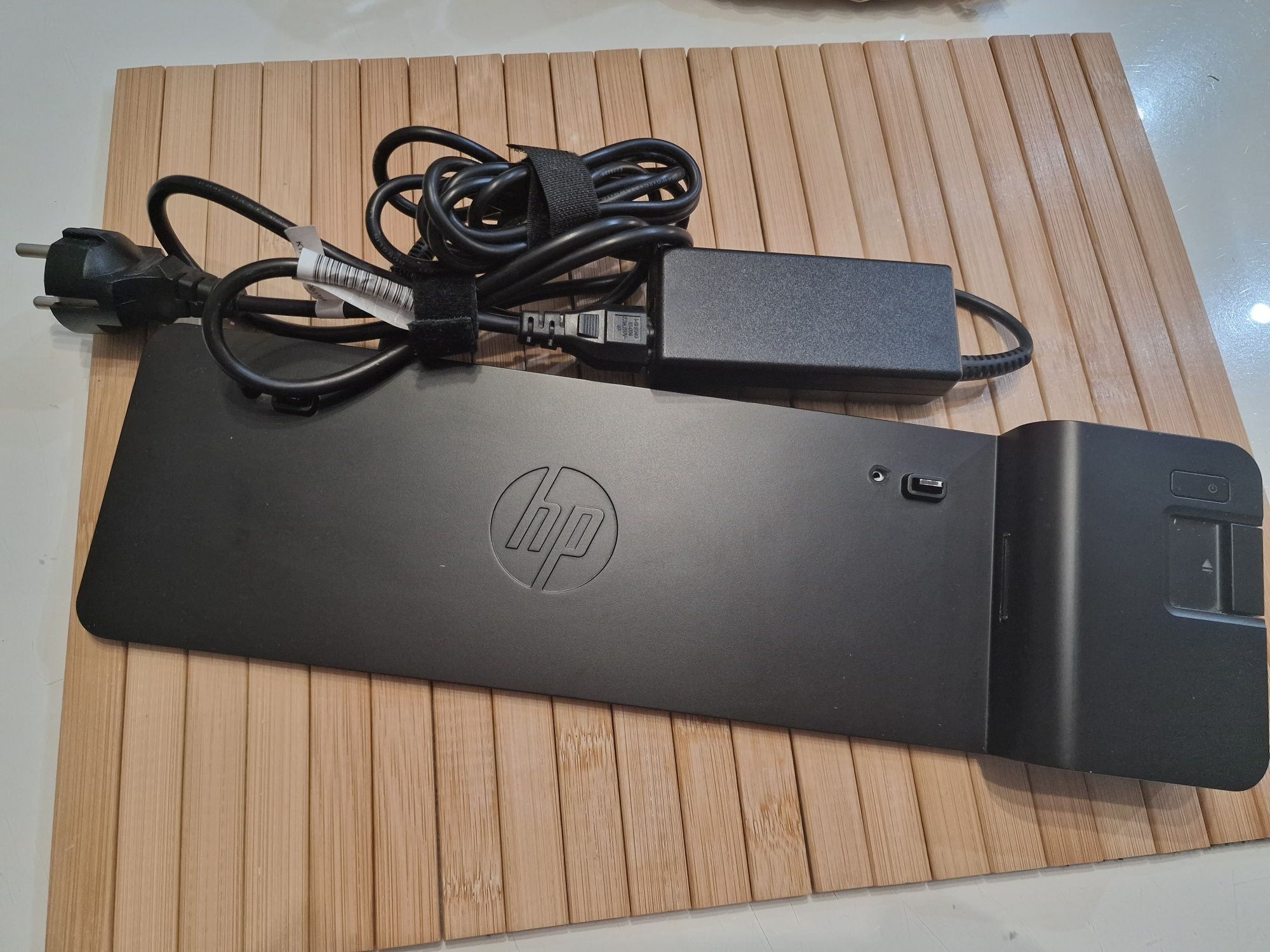 Stacja dokująca HP Ultra Slim docking station + zasilacz