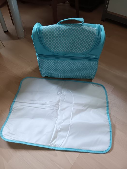 Mala para bebé com muda fraldas