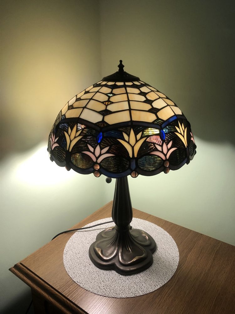 Lampa witrażowa Tiffany