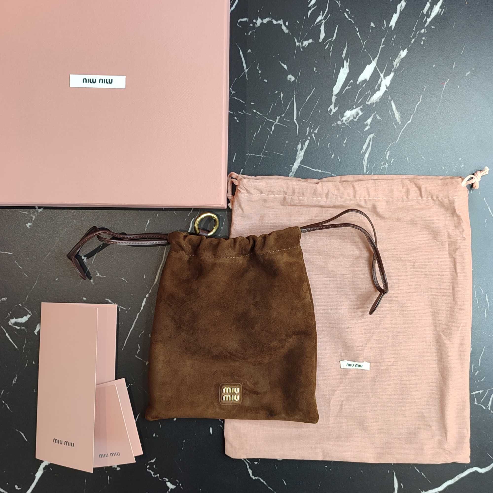 Сумка Miu Miu Suede Pouch Cocoa Brown