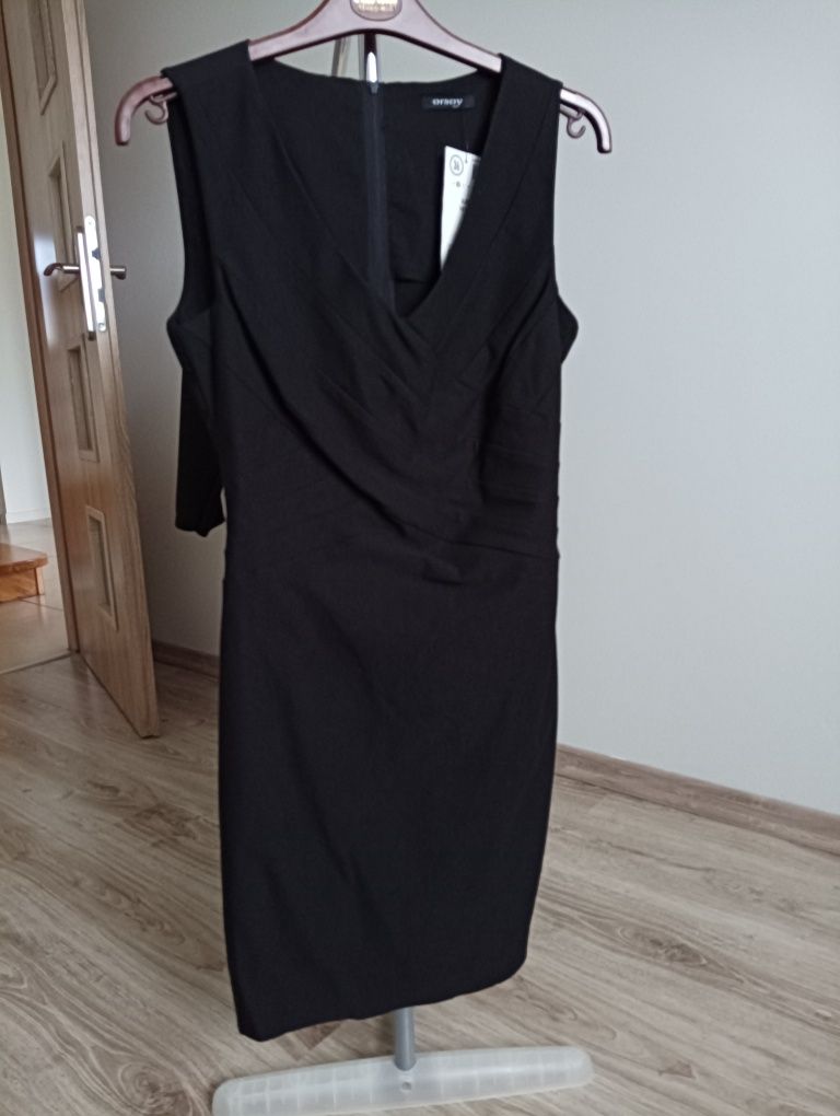 Nowa sukienka rozm 36 Orsay