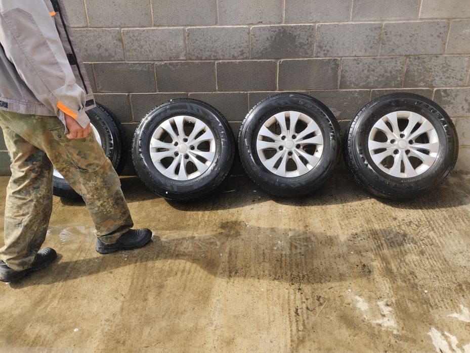 Продам дискі і резину в зборі