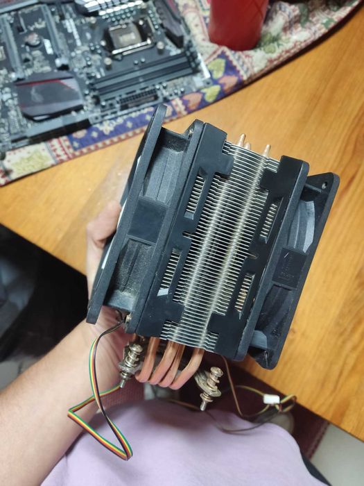 Intel i7 6700K + CoolerMaster Hyper 212X