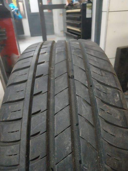Opony Letnie Superia 215/60R17 96H