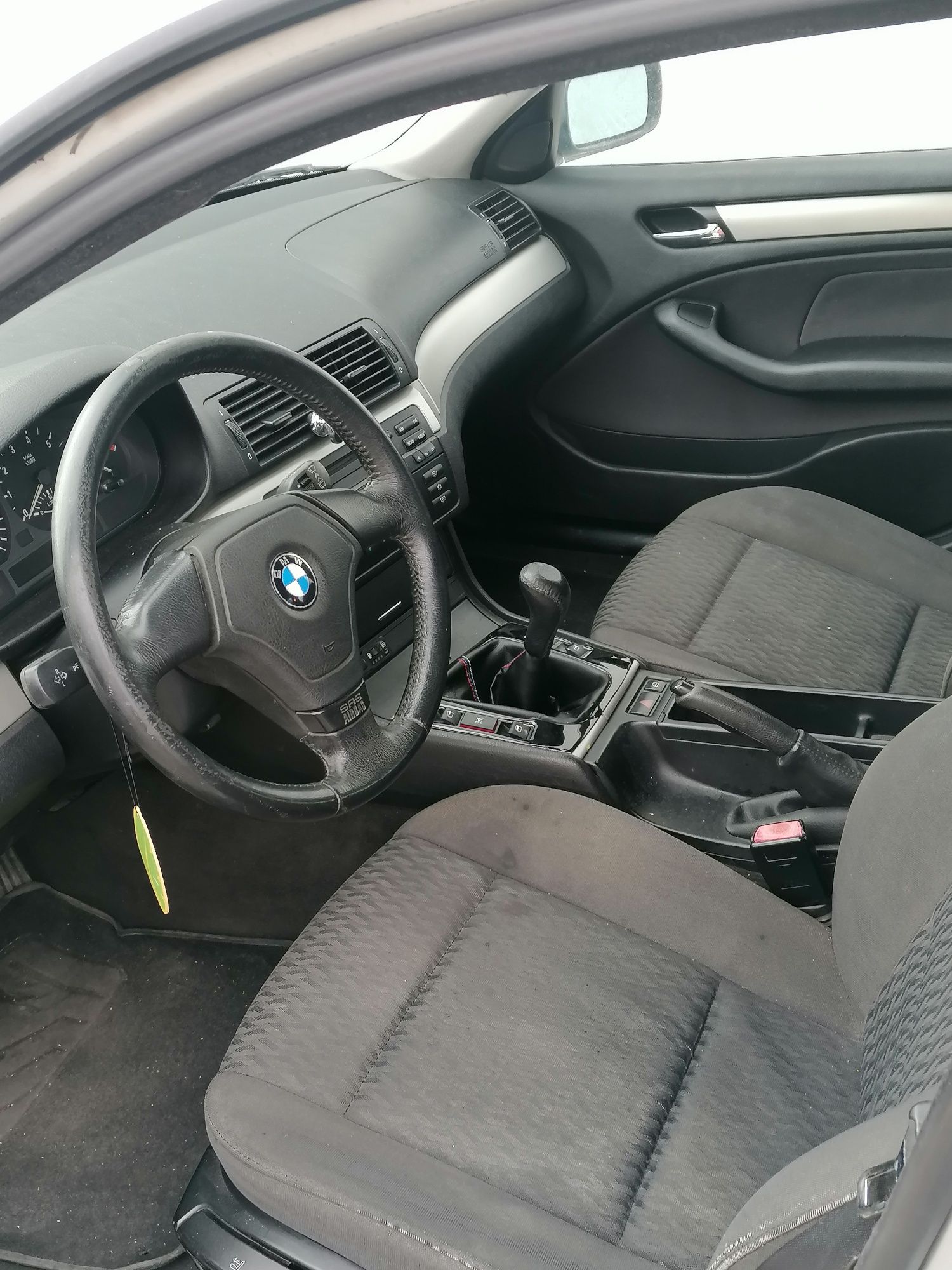 Vendo  bmw E 46.