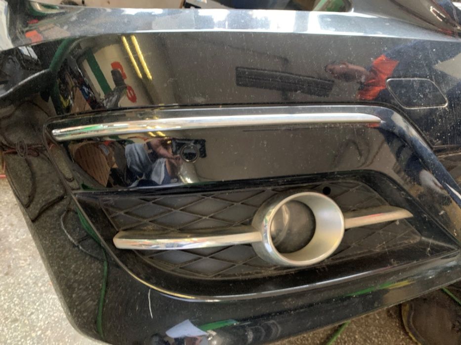 Mercedes B klasa W245 LIFT Kratka zaślepka w halogen z chromem zderzak