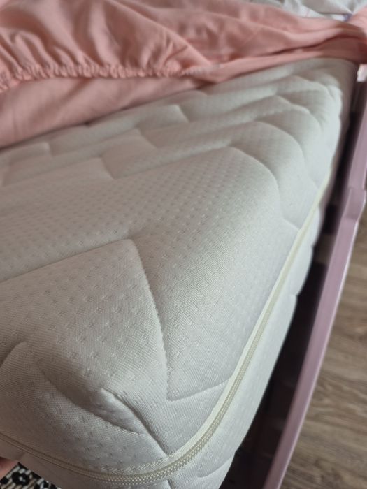 Łóżko 90x200 dziecięce samochód