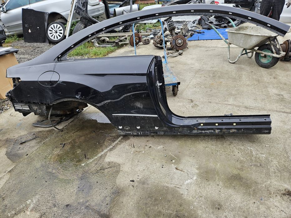 Крило заднє,четверть Mercedes w207 coupe
