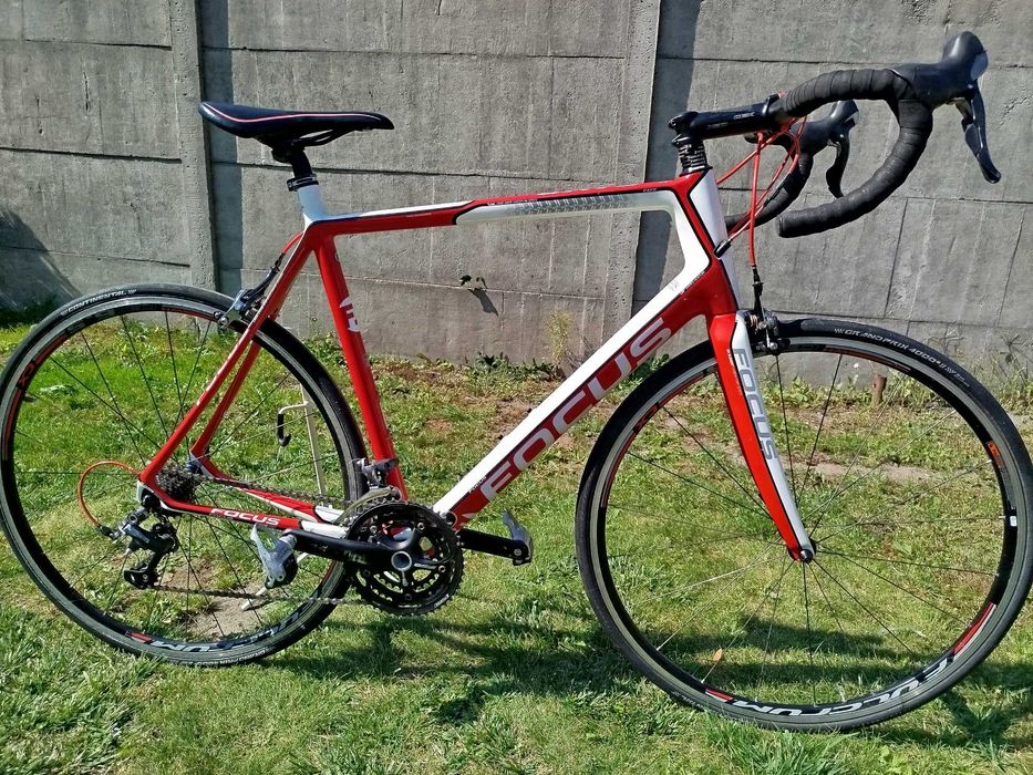 Rower Szosowy FOCUS CAYO EVO Koła 28 cali Rama Carbon 60 cm 23,5 Cali