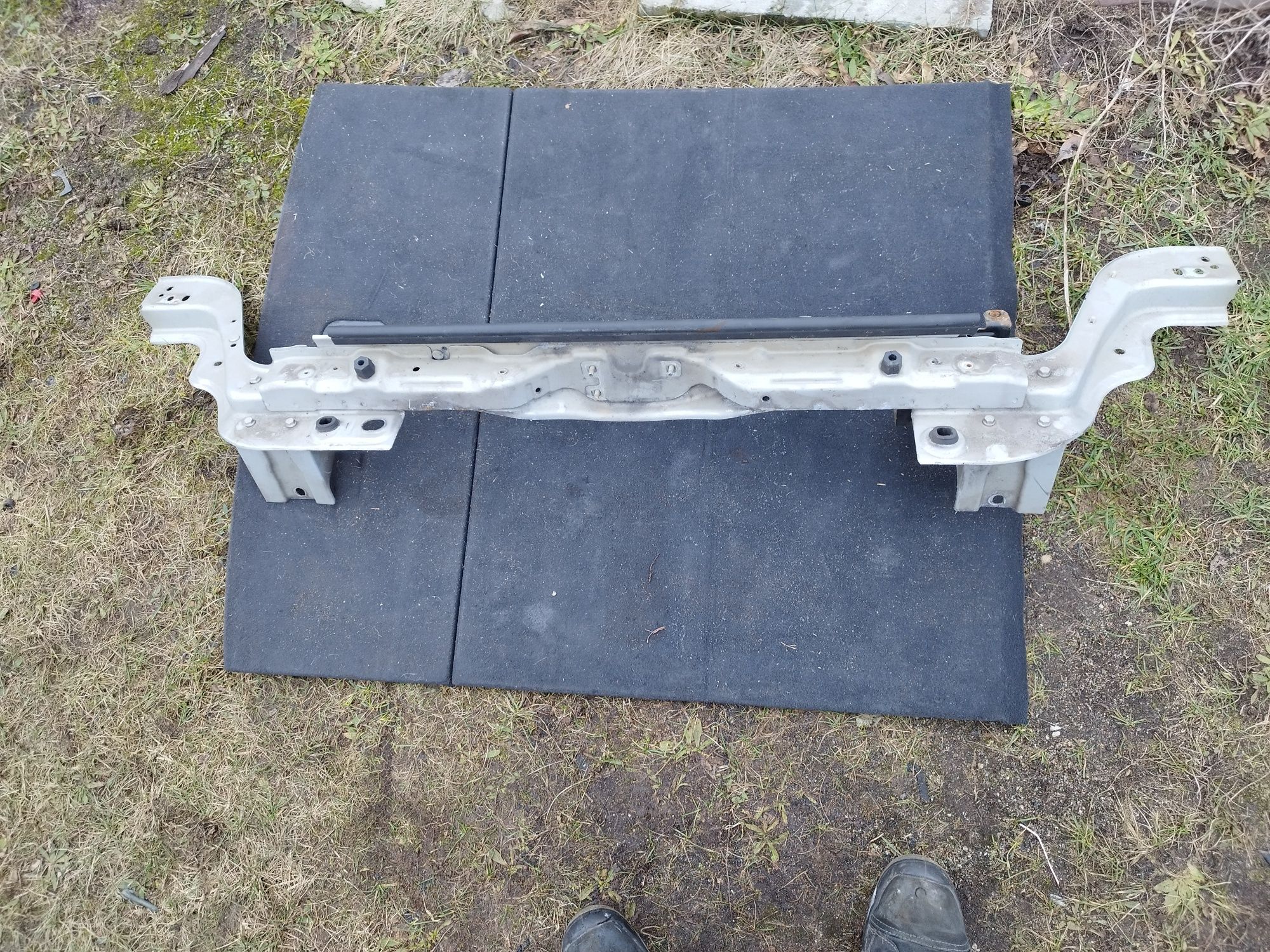 Pas przedni Fiat Fiorino Qubo 1.3 Multijet chłodnica belka intercooler