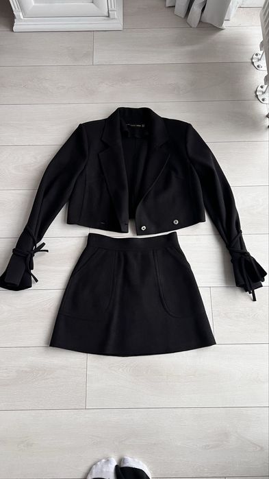 Теплый стильный костюм one luxe shop с юбкой