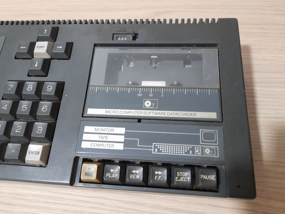 Komputer Amstrad Schneider CPC 464