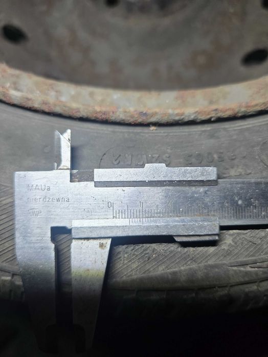 Felgi z oponami 185/60 r15 zimowymi 4x100 megane