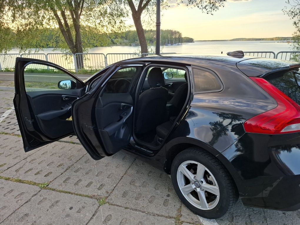 Volvo V40 1.6 D2