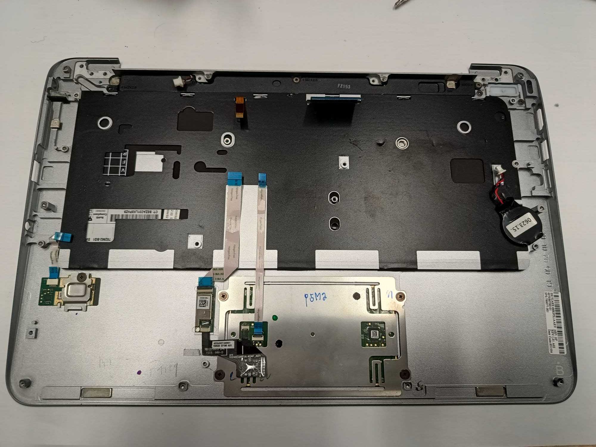Palmrest do laptopa HP Elitebook Folio 1020 G1.