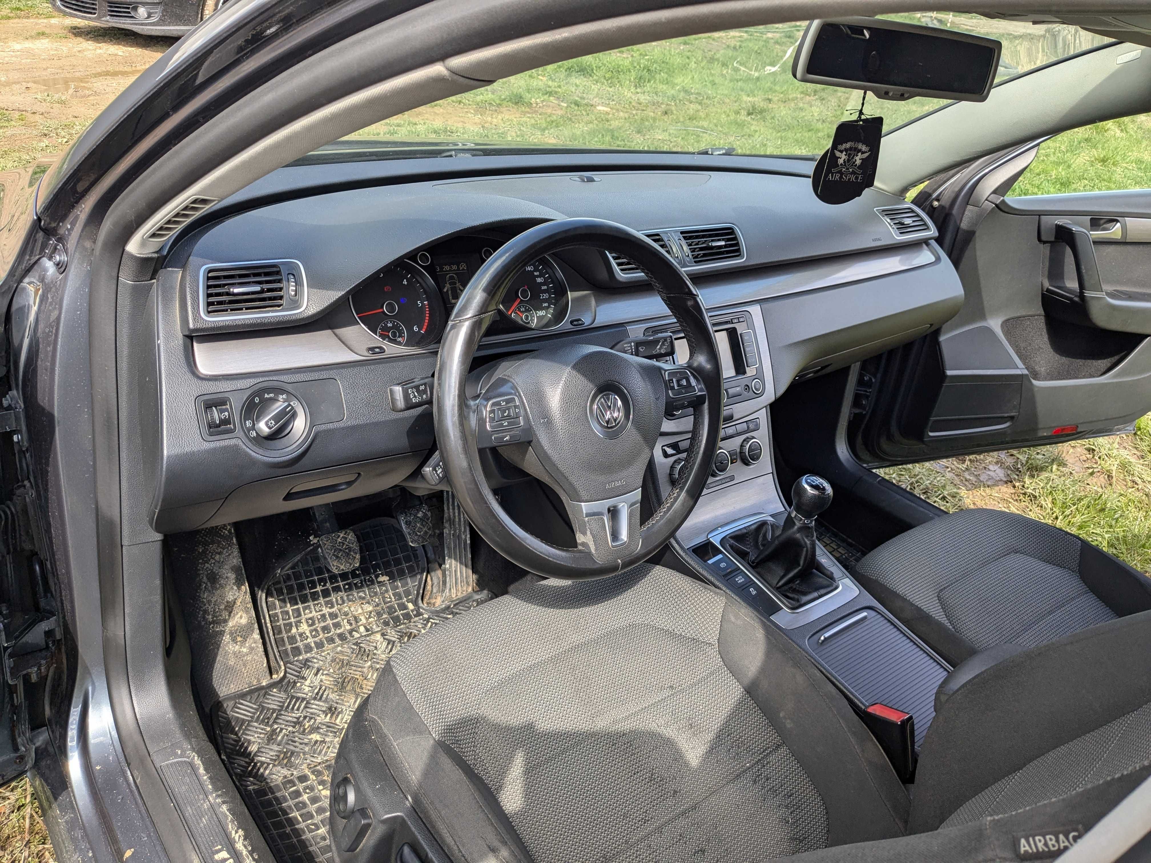 Розборка Volkswagen Passat B7 1.6TDI CAYC  MYP Xenon Led Разборка LK7X