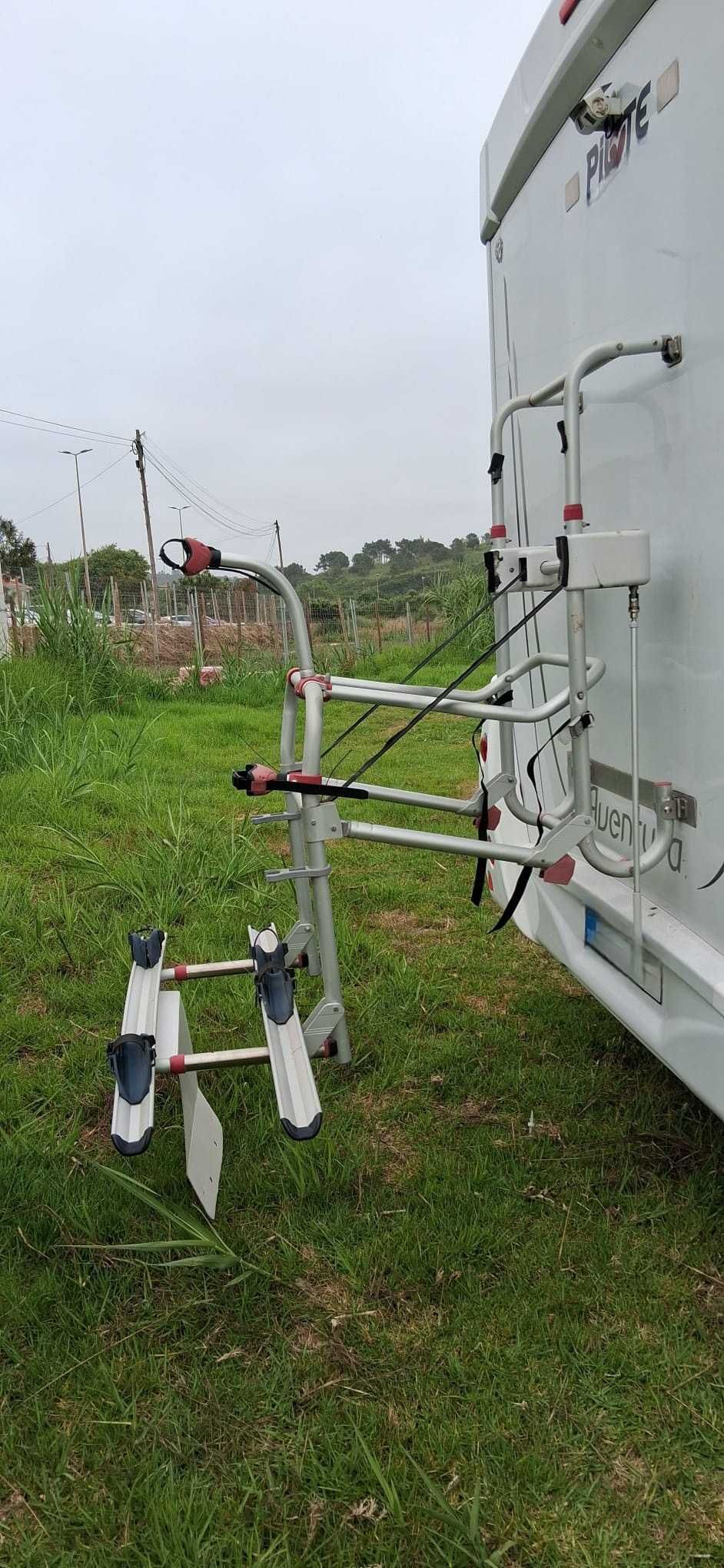 Vendo Suporte de Bicicletas para Autocaravana – 2 Bicicletas