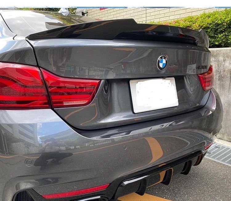Спойлер BMW F32 у стилі М4 черниї глянець