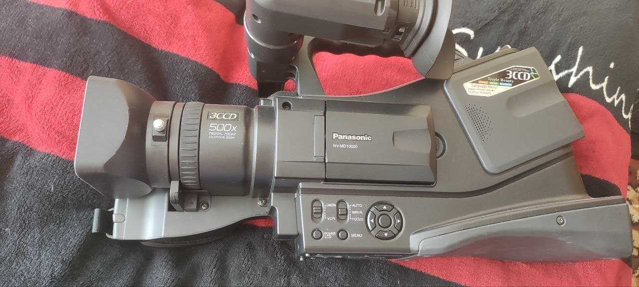 Відеокамера Panasonic NV-MD10000