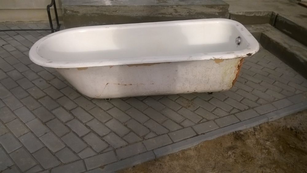 antyk stara duża wanna żeliwna zabytkowa