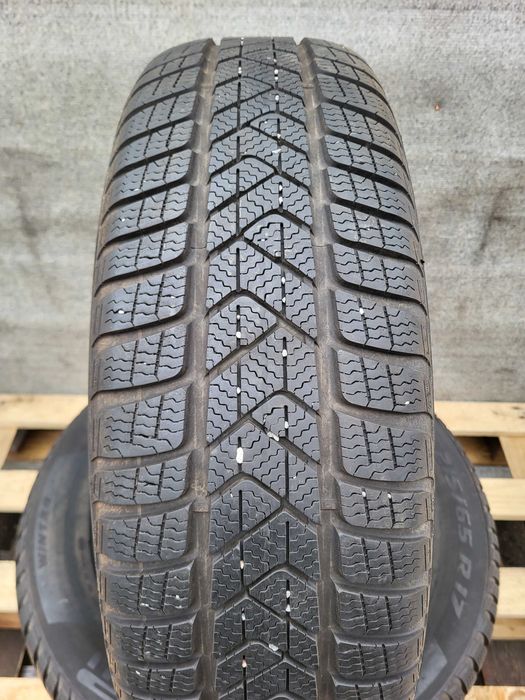 [Z65] 2x R17 215/65 Pirelli 215/65/17 j.NOWE! Opony zimowe 8mm 23r