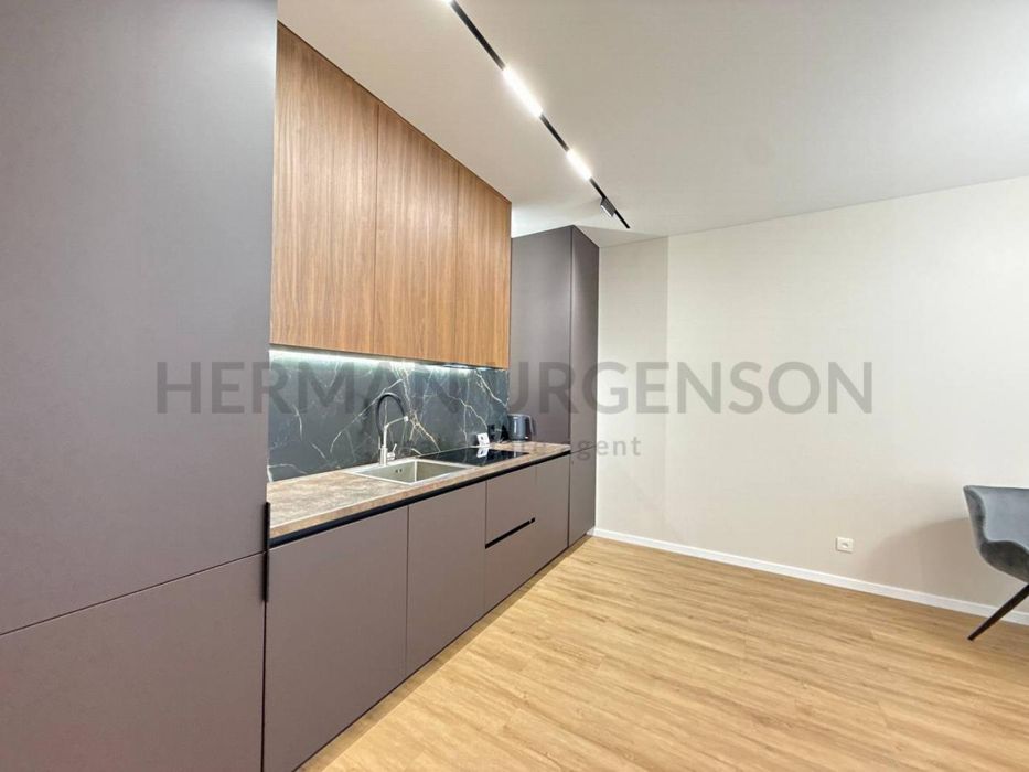 Продаж 1к квартири 47 м.кв / ЖК Crystal, вул. Бобяка