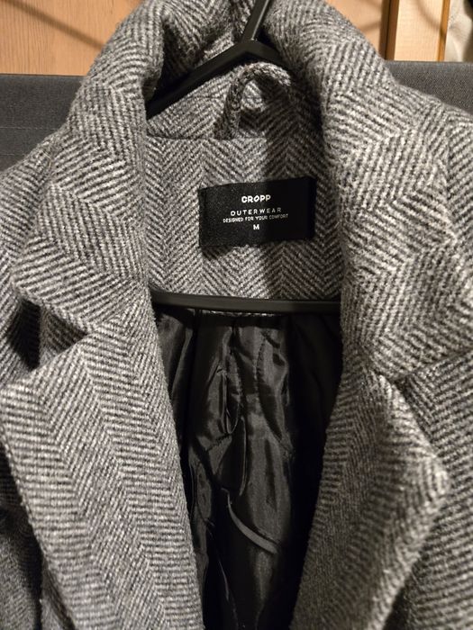 Płaszcz  damski  w jodełkę