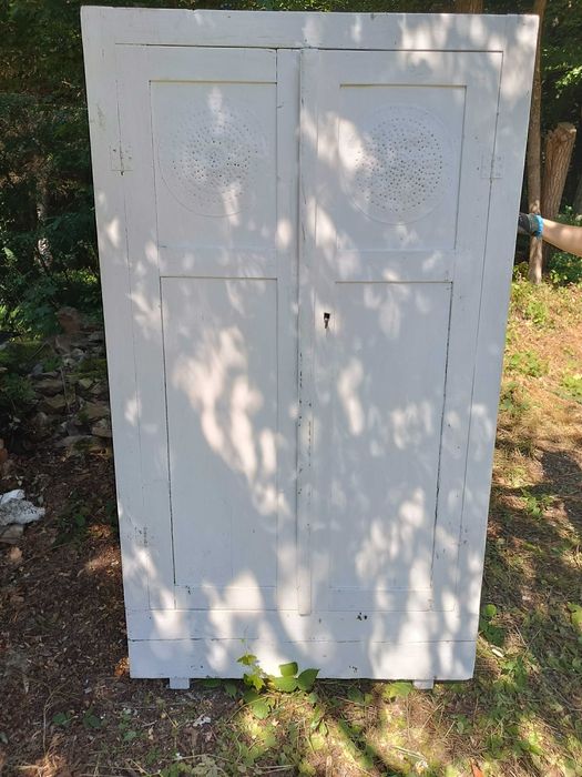 Szafa do odrestaurowania