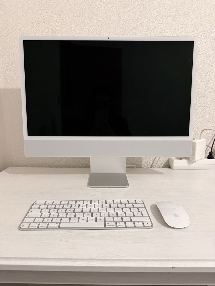 IMac 2023 M3 8GB 24”