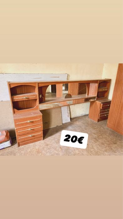 Penteadeira de mandeira