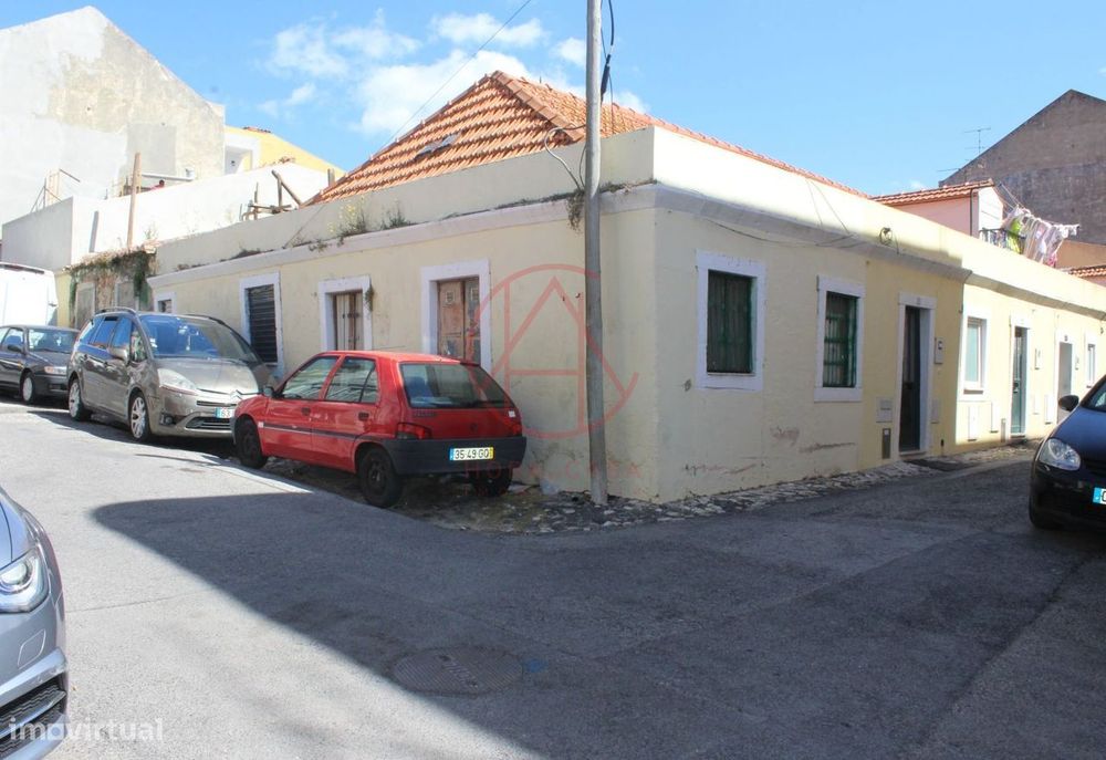 8 moradias para reconstrução total - Alcântara