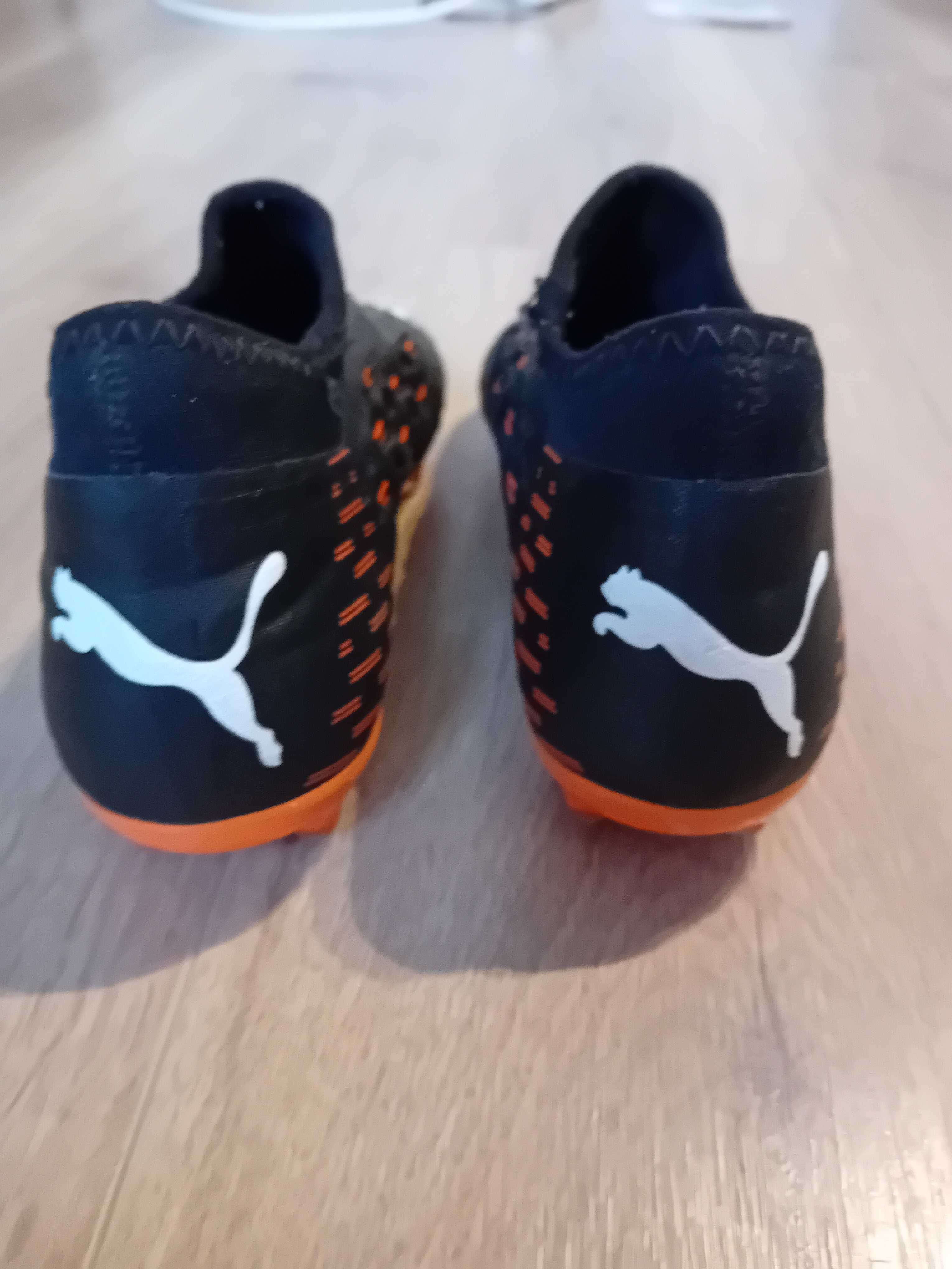 Продам бутсы( шиповки) Puma Future NETFIT, размер 33(20 см).