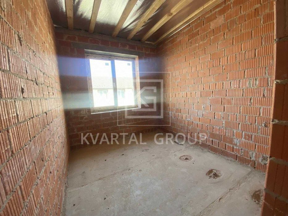 БЕЗ КОМІСІЇ! 100м2 Двоповерховий ТаунХаус без ремонту в 1,5 цегли