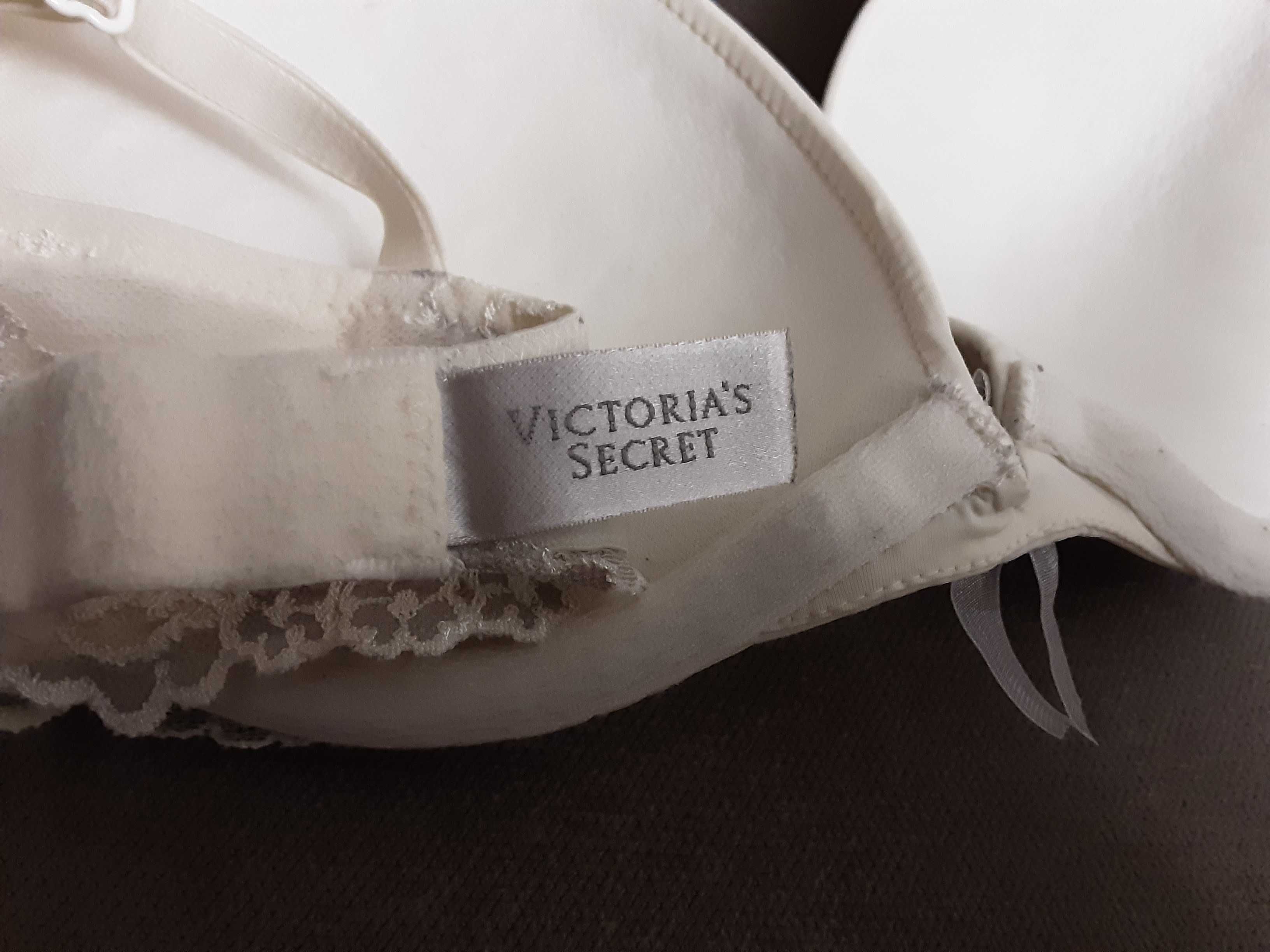 бюстгалтер  Victoria"s Secret 34А