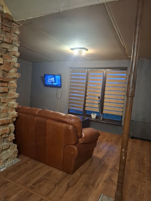 Продам будинок на 17 кварталі