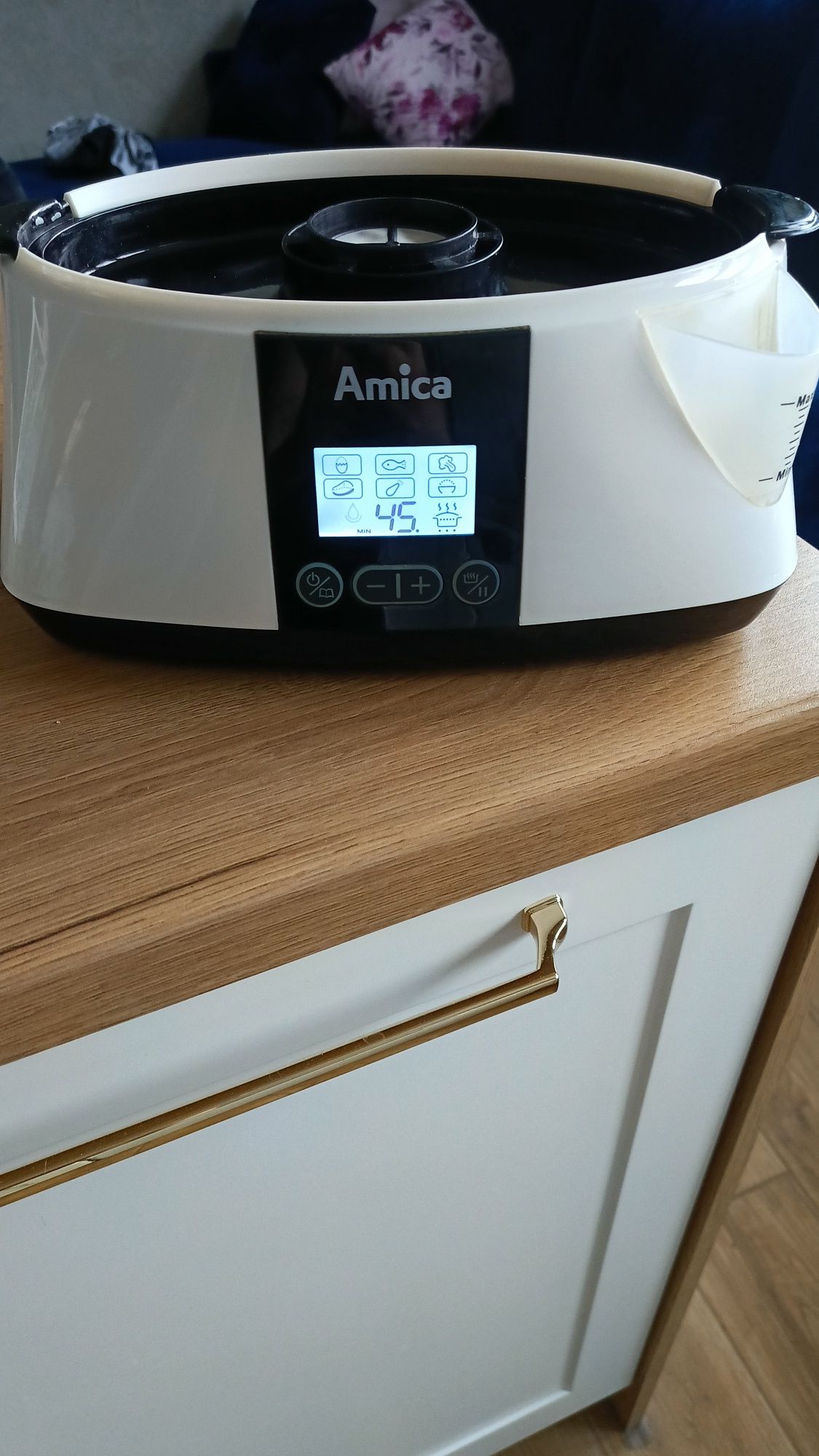 Parowar AMICA 3012