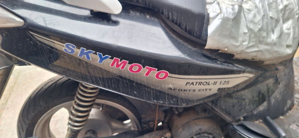 Продаю мопед skymoto patrol-ii 125