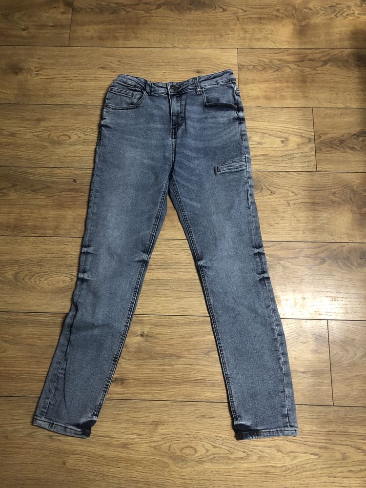 Spodnie , jeansy chłopięce reserved 158