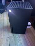 Xbox Series X, dwa pady, karta pamieci WD black 1TB, okablowanie