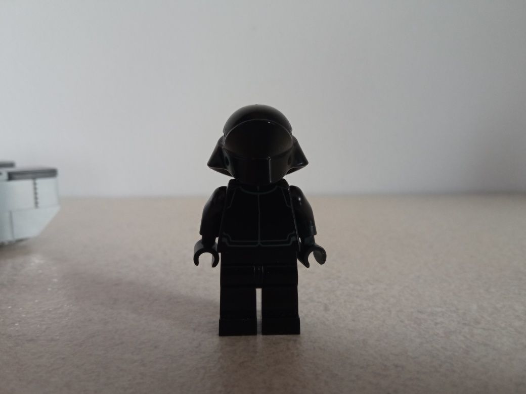 LEGO Star Wars MOC - Szturmowy czołg poduszkowy Najwyższego Porządku