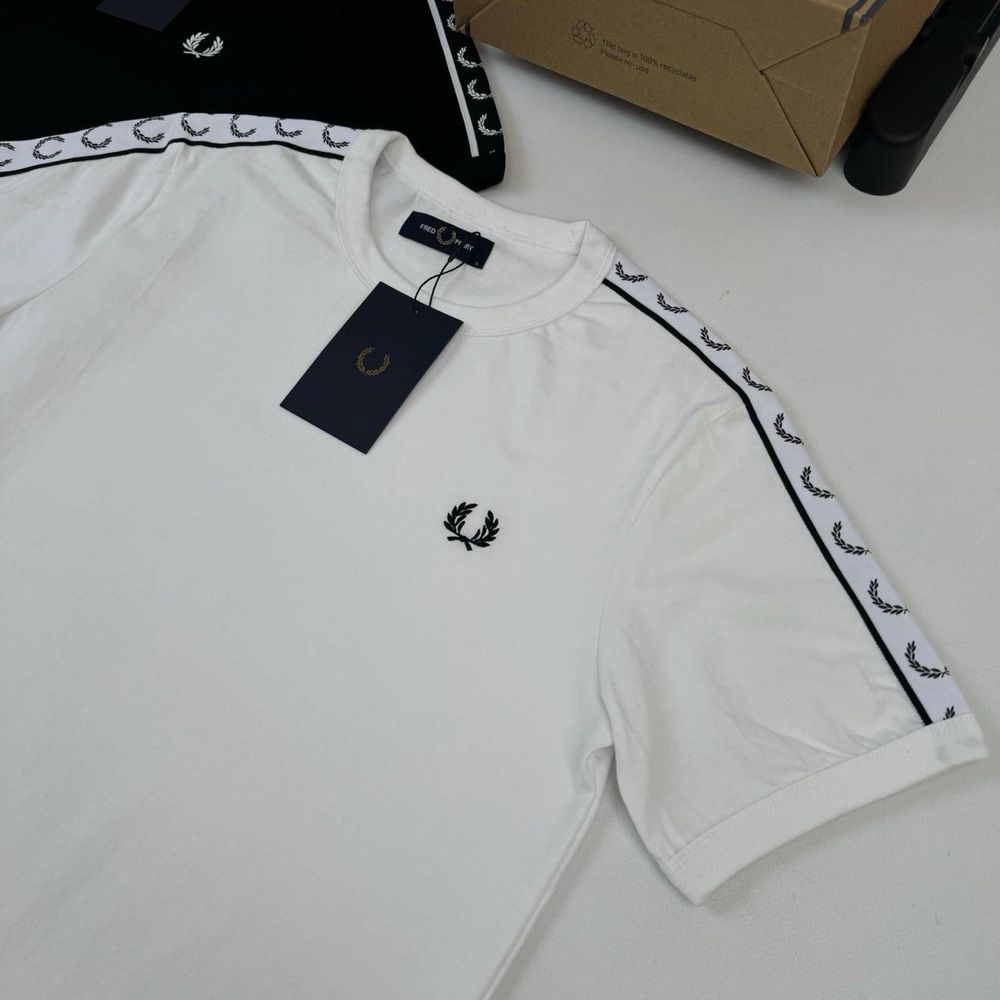 Футболка Fred Perry з лампасами оригінал