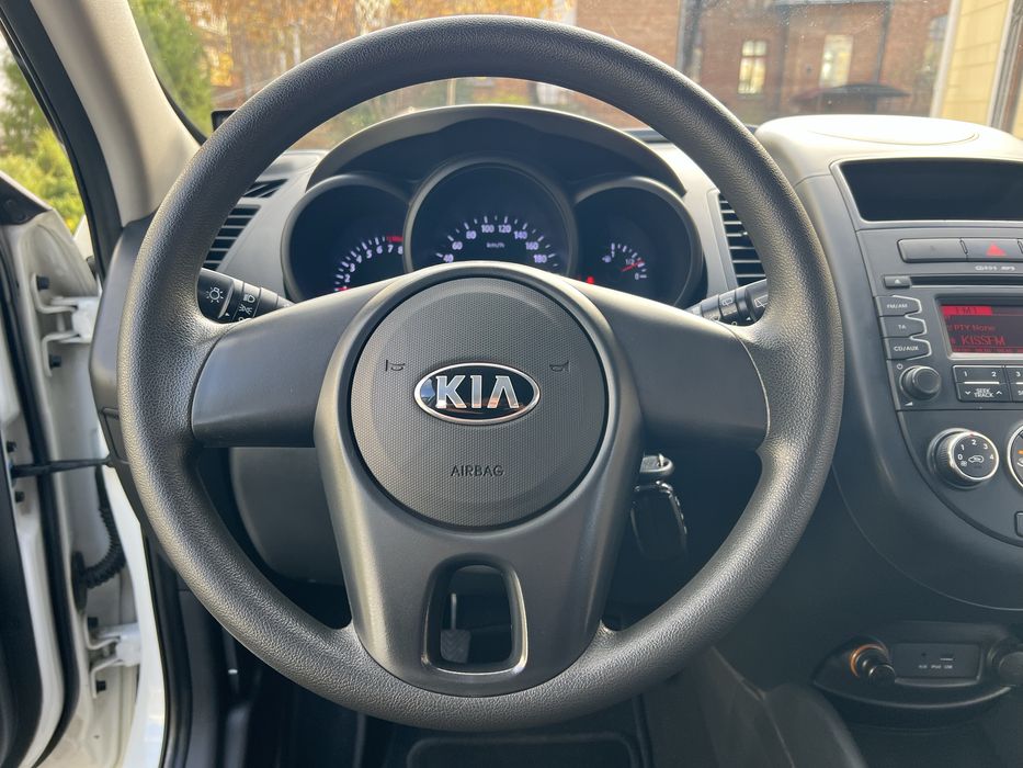 Білий KIA SOUL 2013 1.6 Газ-бензин Механіка 95000км пробіг