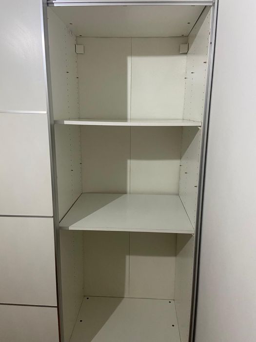 Roupeiro ikea 2 portas deslizantes